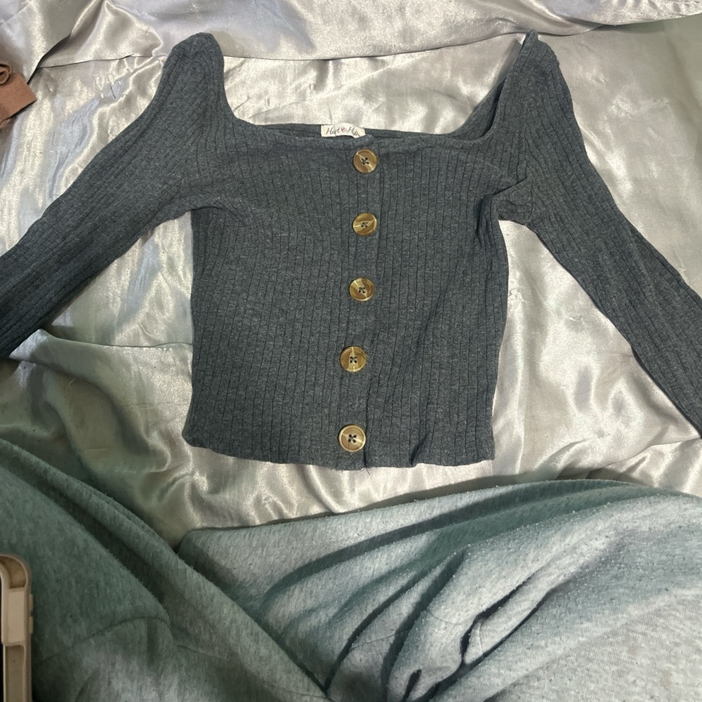 Heart & Hips Gray Ribbed Crop Top